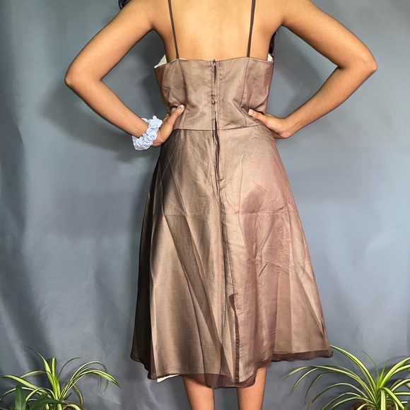 Beautiful imported short dress - Picture 4 of 7